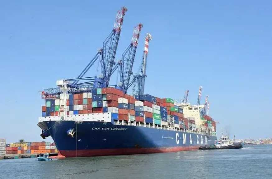 تداول 17 ألف طن بضائع عامة ومتنوعة بموانئ البحر الأحمر 