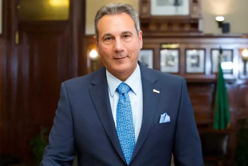 الأتربي: نتوقع استمرار تخفيض أسعار الفائدة بين 4% و5% العام المقبل مع انخفاض التضخم 