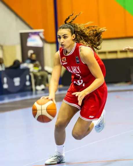 بطولة إفريقيا لسيدات السلة| نادين السلعاوي: إصرار لاعبات الأهلي كلمة السر في الفوز 