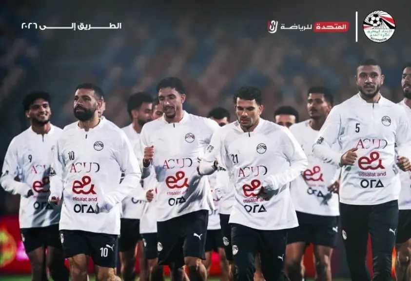 صفوف منتخب مصر تكتمل اليوم بوصول صلاح ومرموش ومصطفى محمد 