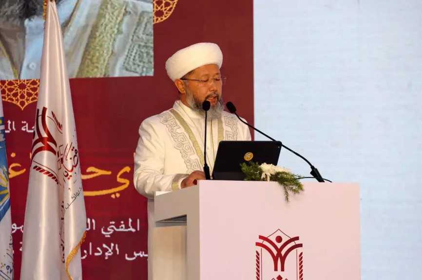 مفتي كازاخستان: الفضاء الرقمي ووسائل التواصل الاجتماعي أسهما في تفشي الجهل الديني 
