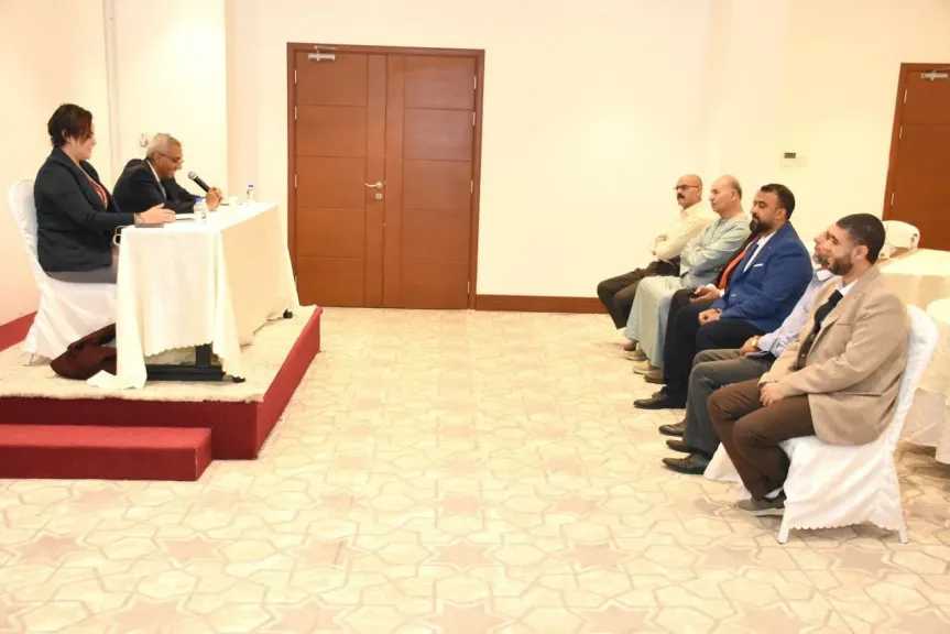 سفير مصر في سلطنة عمان يزور مدينة صلالة ويلتقي الجالية المصرية 