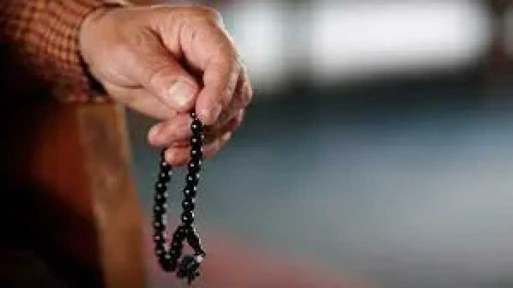 كم أصلي على النبي في اليوم؟.. علي جمعة يجيب 