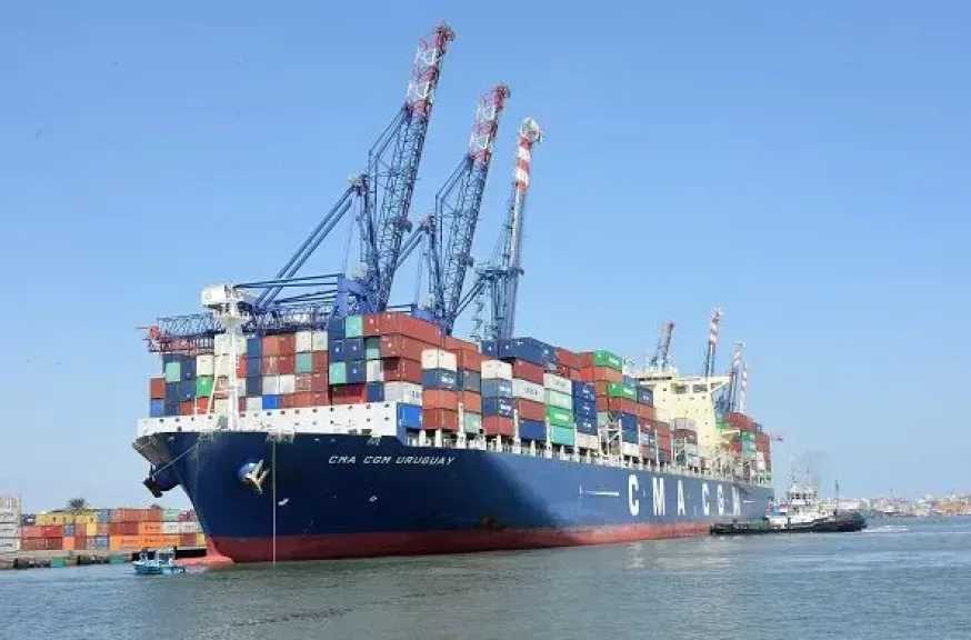 تداول 16 ألف طن بضائع عامة بمواني البحر الأحمر 