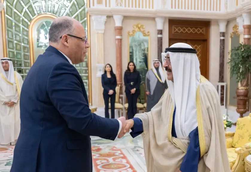 السفير المصرى يقدم أوراق اعتماده لأمير الكويت 