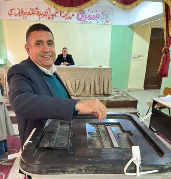 النائب أسامة مدكور عقب الإدلاء بصوته بجولة الإعادة: المشاركة الواسعة تعكس وعي المصريين واستكمال بناء المؤسسات الدستورية 