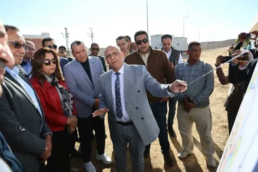 وزيرة التنمية المحلية ومحافظ قنا يفتتحان محطة معالجة الصرف الصحي بالأشراف البحرية بتكلفة 400 مليون جنيه 
