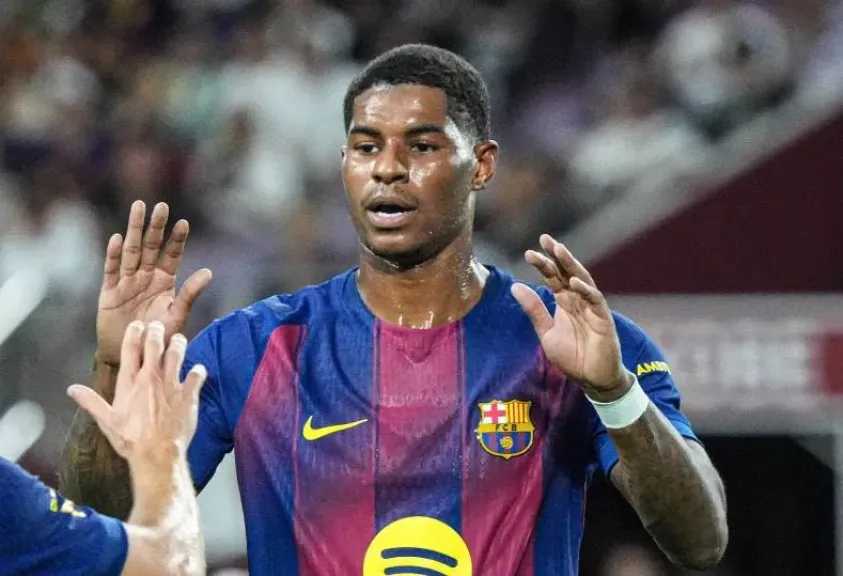 راشفورد يطرق أبواب الاستمرار في برشلونة.. التألق يحسم الجدل ويقرب النجم الإنجليزي من البقاء 