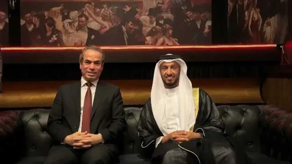 رئيس الهيئة الوطنية للإعلام يشهد مسرحية أم كلثوم.. دايبين في صوت الست ويشيد بالإبداع المصري 