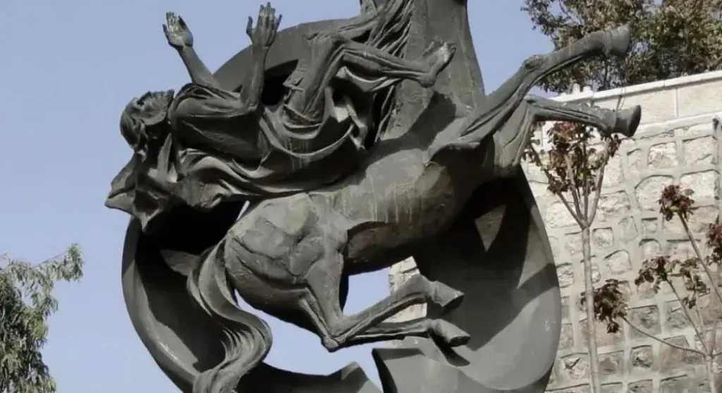 سرقة تمثال للقديس بولس من كنيسة في دمشق 