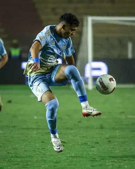 عمر معوض: المشاركة مع الفريق الأول بالأهلي حلم تحقق بعد التغلب على الإصابة 