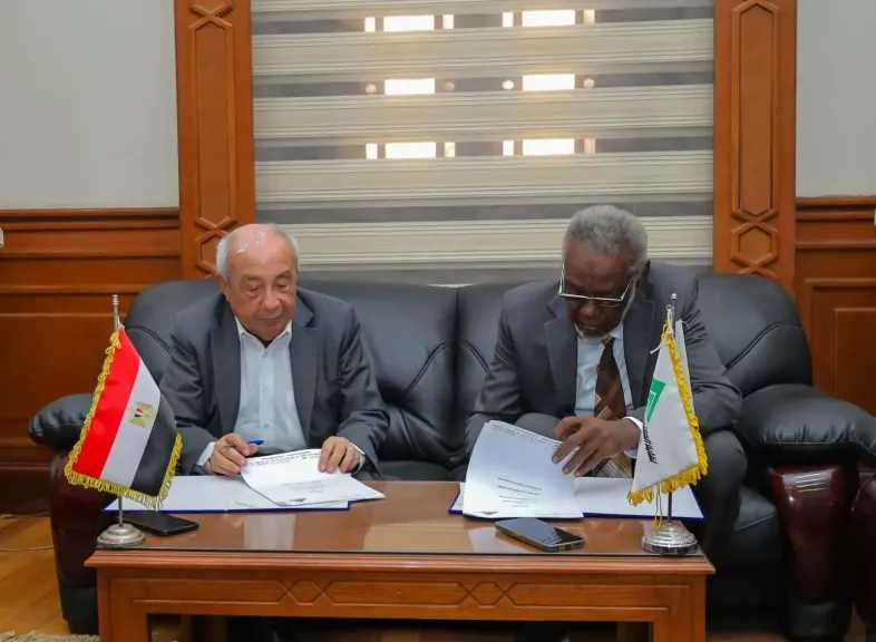 لتعزيز آفاق التعاون.. نقيب المهندسين يوقع بروتوكول تعاون مع الاتحاد العام للمهندسين السودانيين 