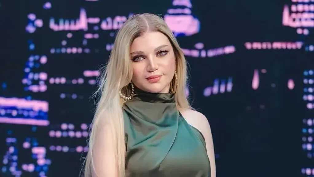 مش طايقة الفيلم.. ياسمين الخطيب تهاجم المدافعين عن فيلم الست 