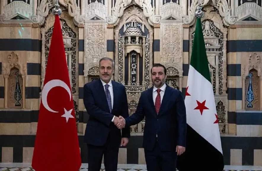 وفد تركي رفيع المستوى يزور دمشق اليوم لبحث دمج قوات سوريا الديمقراطية 