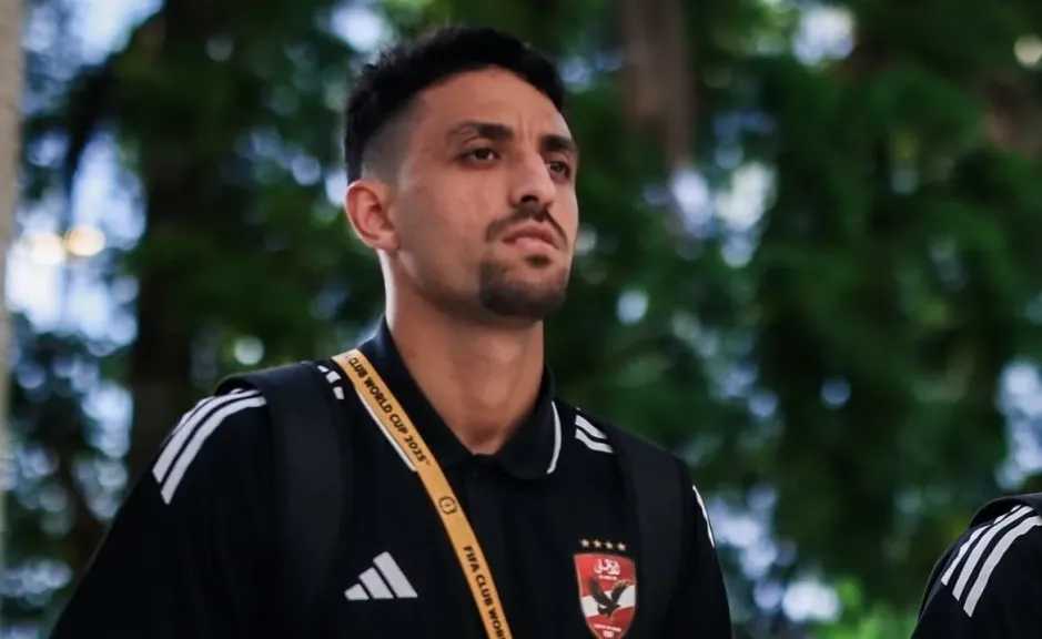 مران الأهلي| طاهر محمد طاهر يتعافى من آلام الركبة وينتظم في التدريبات 