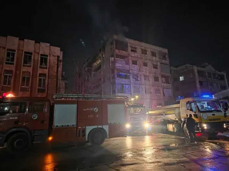 بعد تصاعد التوترات.. محافظ حلب يدعو سكان الأشرفية والشيخ مقصود للبقاء في منازلهم 