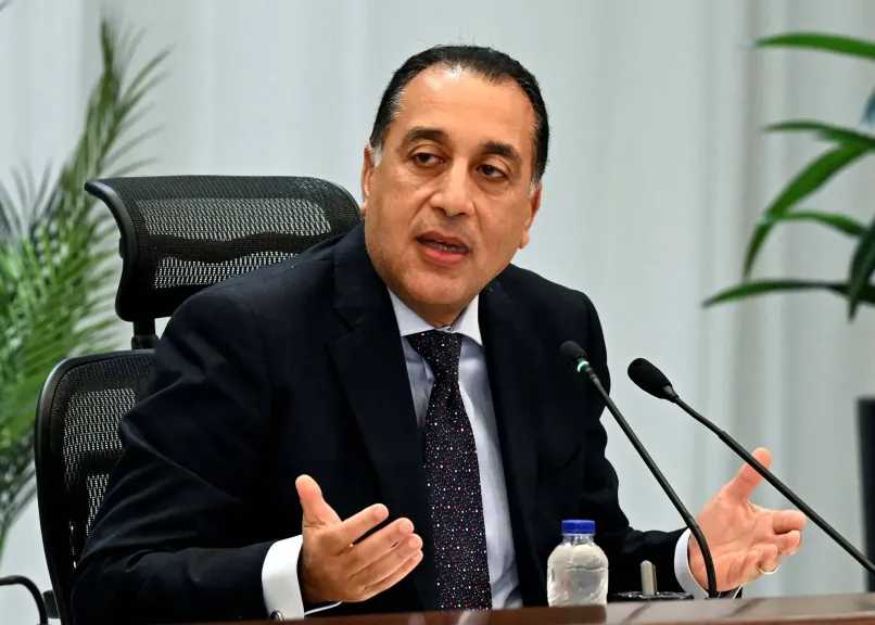 رئيس الوزراء يحسم الأمر.. لا أعباء جديدة على المواطن 