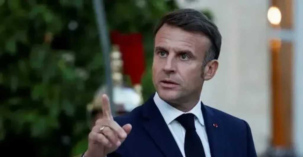ماكرون: الإجراءات الأمريكية تستهدف تقويض السيادة الأوروبية 