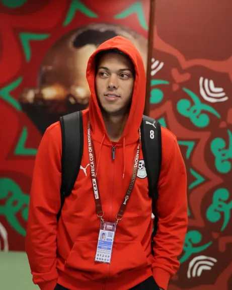 إمام عاشور: «نلعب في أي مركز من أجل مصر والهدف واحد» 