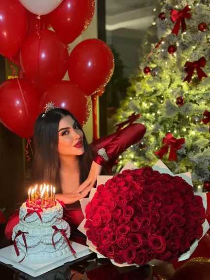 دعاء صلاح تحتفل بالكريسماس بصور مبهجة وتستعد لإطلاق كتاب جديد عن قضايا المرأة 