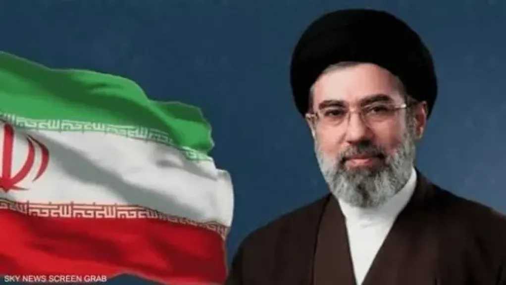 المرشد الإيراني يوجه رسالة إلى شعبه بمناسبة يوم الجمهورية الإسلامية 