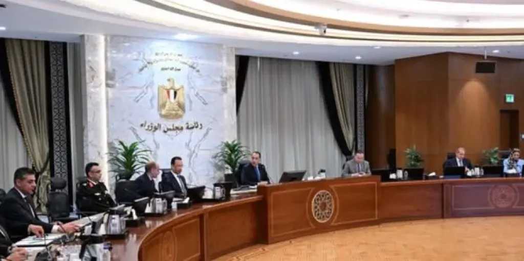 مدبولي يؤكد الدور المحوري لوكالة الفضاء المصرية لتعزيز الاعتماد على تكنولوجيا الفضاء في التخطيط وإدارة الموارد 