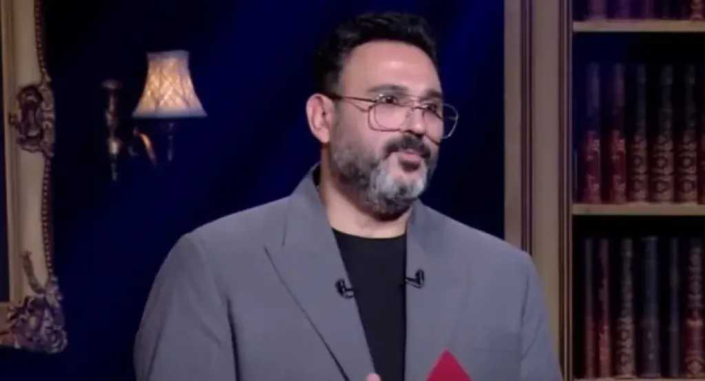 أكرم حسني يهنئ حمدي المرغني بعيد ميلاده 