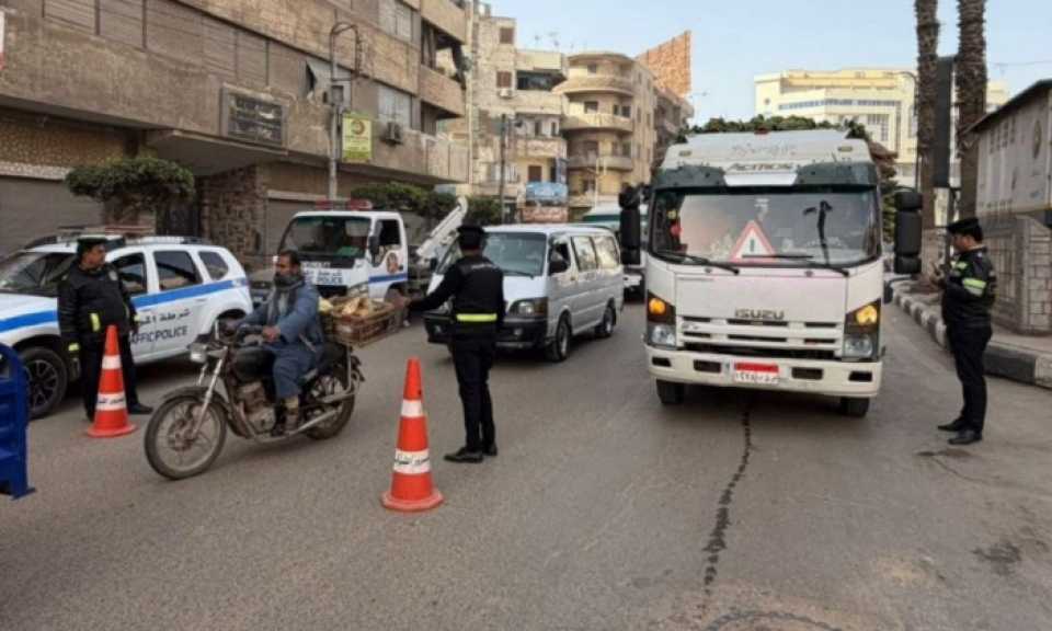 حملات مرورية مكثفة بالشرقية لضبط المخالفين على الطرق الرئيسية 