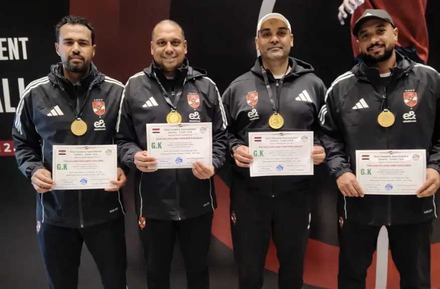 مدربو حراس المرمى في قطاع الناشئين بالأهلي يجتازون دورة اتحاد الكرة المتطورة 