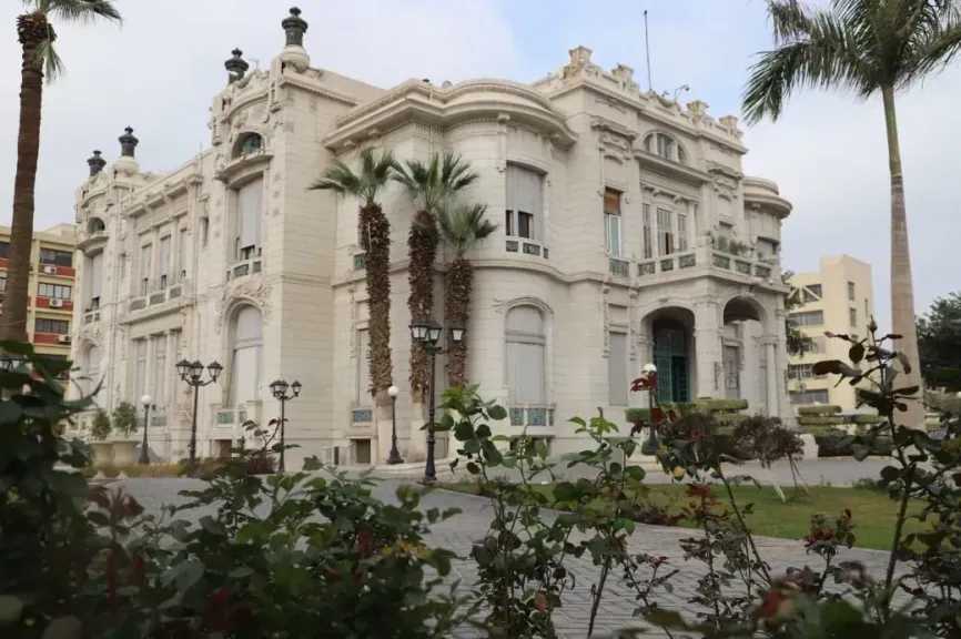 جامعة عين شمس تواصل الملتقى التوظيفي بمشاركة شركات كبري 