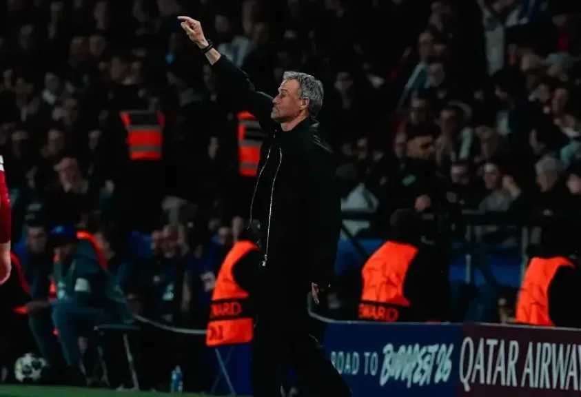 لويس إنريكي يشيد بسلوت رغم الفوز: اس«تحققنا نتيجة أكبر أمام ليفربول» 