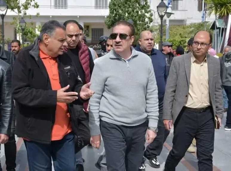 محافظ بورسعيد يوجه رؤساء الأحياء برفع كفاءة الحدائق والمتنزهات لاستقبال المواطنين 