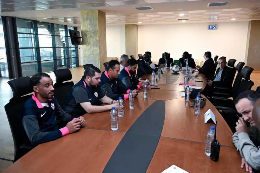 الزمالك بالأبيض وشباب بلوزداد بالأحمر في ذهاب نصف نهائي الكونفدرالية 