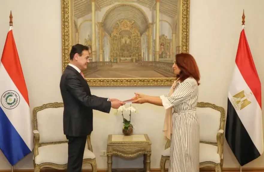 سفيرة مصر لدى باراجوي تلتقي وزير الخارجية وتبحث سبل تطوير التعاون المشترك 