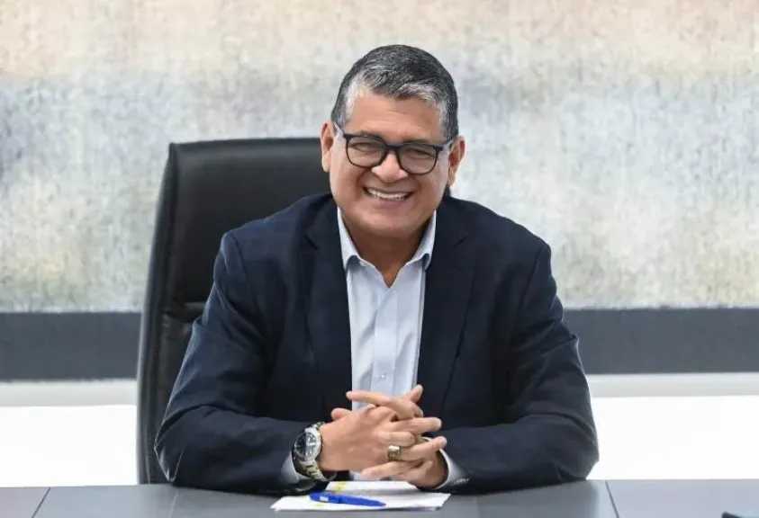 رويز يكشف أسرار التحكيم المصري: إشادة دولية.. بشرى نسائية.. ورسالة حاسمة عن التدخلات والرواتب 