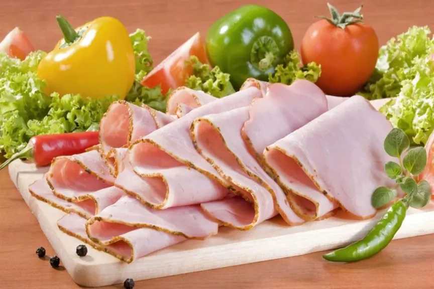 طريقة عمل لانشون الفراخ في المنزل 