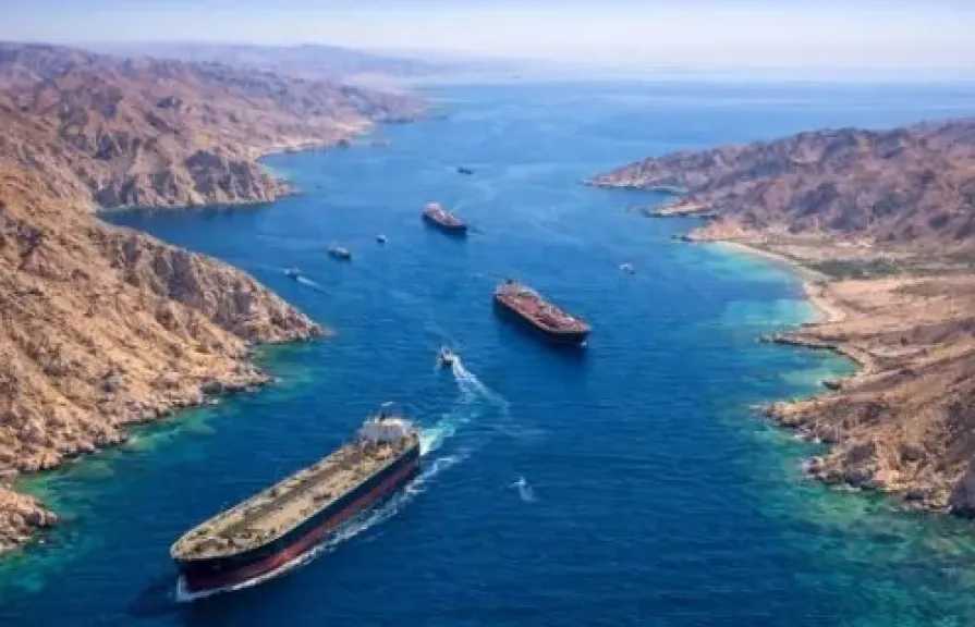 مصادر لـ«د ب أ»: ميرتس سيقدم عرضا بخصوص مشاركة ألمانيا في تأمين مضيق هرمز 