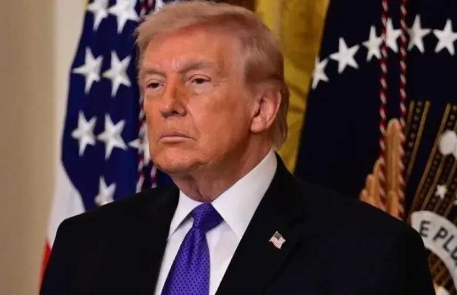 ترامب: سأدعو نتنياهو وعون إلى البيت الأبيض لإجراء محادثات 