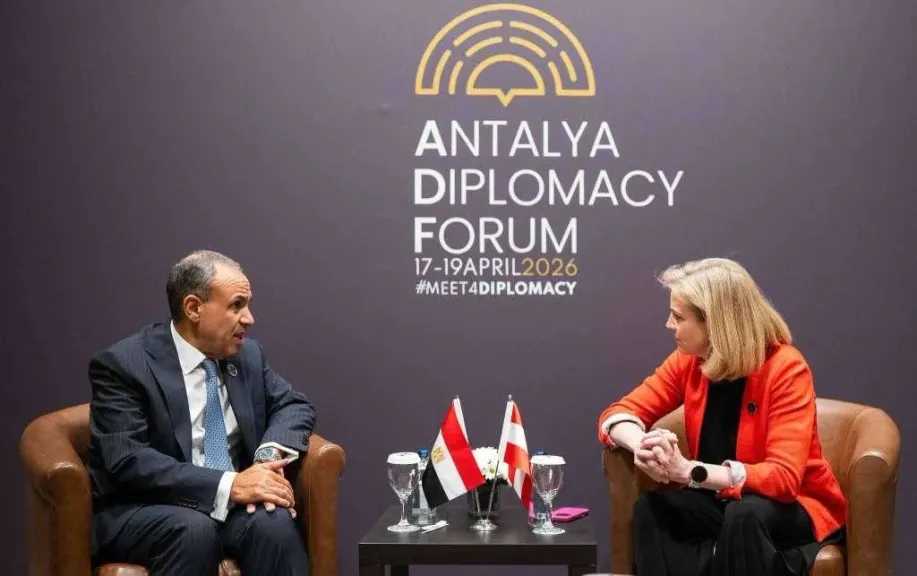 وزير الخارجية يلتقى مع نظيرته النمساوية لبحث سبل دعم العلاقات الثنائية وتناول مستجدات الأوضاع فى المنطقة 