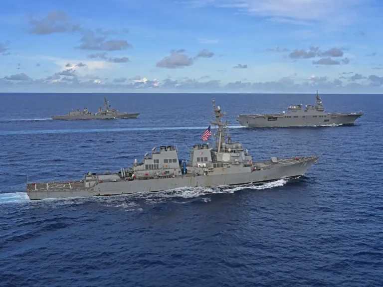 واشنطن والفلبين تطلقان مناورات عسكرية ضخمة في المحيط الهادئ 