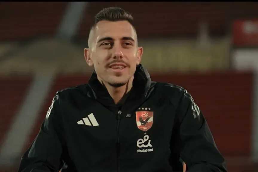 أويبشت يقترب من إعادة جراديشار للأهلي 