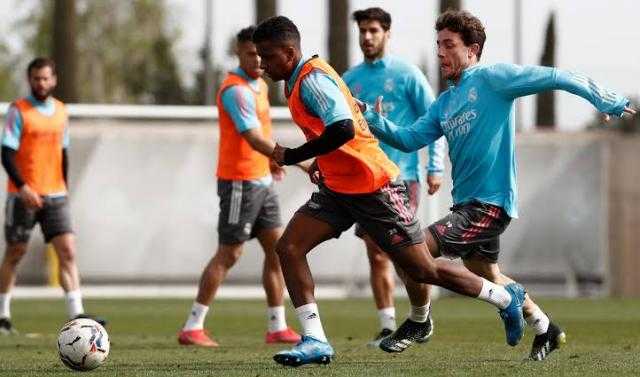 ريال مدريد يستأنف تدريباته استعدادًا لمواجهة أتليتكو