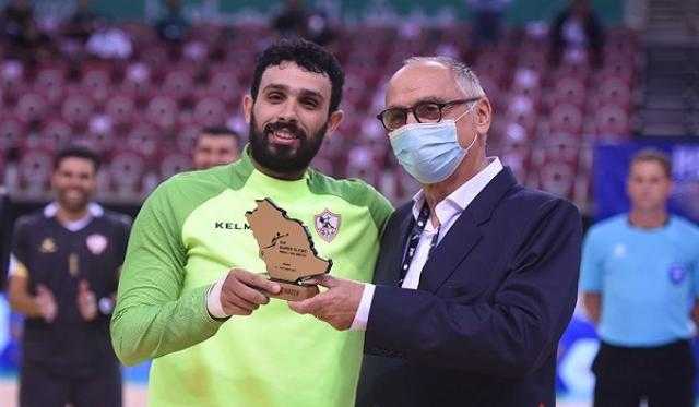 سوبر جلوب.. هنداوي يتوج بجائزة أفضل لاعب في مباراة يد الزمالك والوحدة السعودي