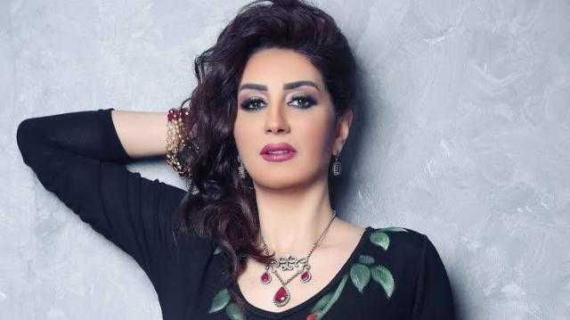 وفاء عامر تتواجد في جاردن سيتى من أجل ”زي القمر”.. إليك التفاصيل