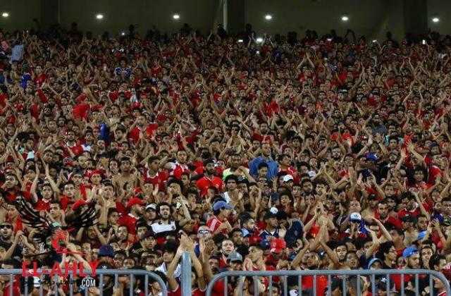 رئيس ربطة الأندية يعلن عودة الجماهير للمدرجات