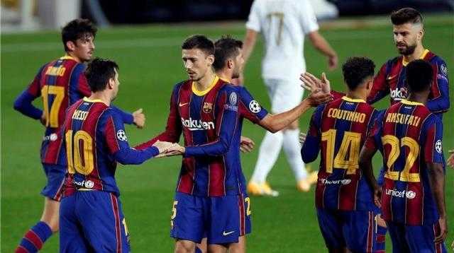 نجم برشلونة يقترب من الدوري الإنجليزي