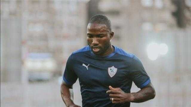 رزاق سيسيه يؤدي برنامجه التأهيلي بالزمالك