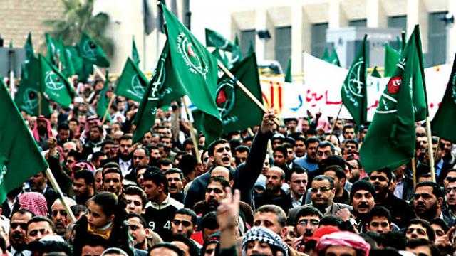 محلل سياسى: ”الحكومة التركية تدفع مبلغ شهرى لقيادات الأخوان”