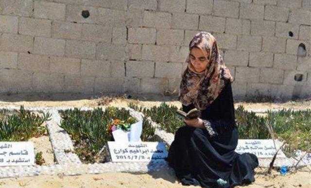 ما حكم قراءة القرآن عند القبر؟.. الإفتاء توضح