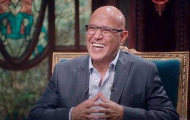 أشرف عبد الباقي يتحول لطبيب نفسي من أجل «أنا وهي»
